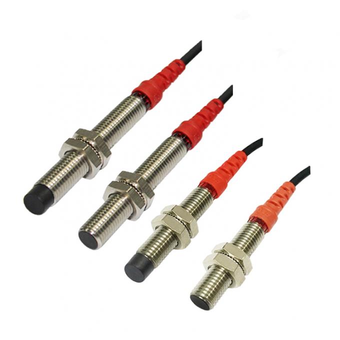 12V는 3 철사 M8 NPN 근접 센서 2mm 느끼는 장거리 유형을 내뿜습니다