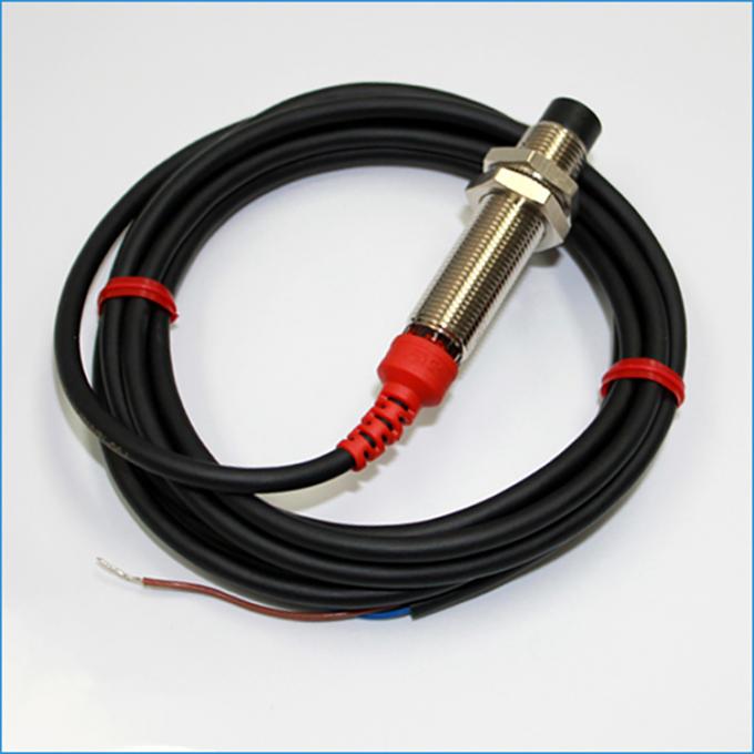  24V DC M12 Industiral 자동화 감지기 스위치 3 철사 AC 유도적인 스위치 없음